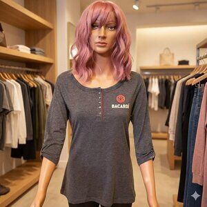 Bacardí Rum Logo 3/4 Sleeve Henley Top Women’s M